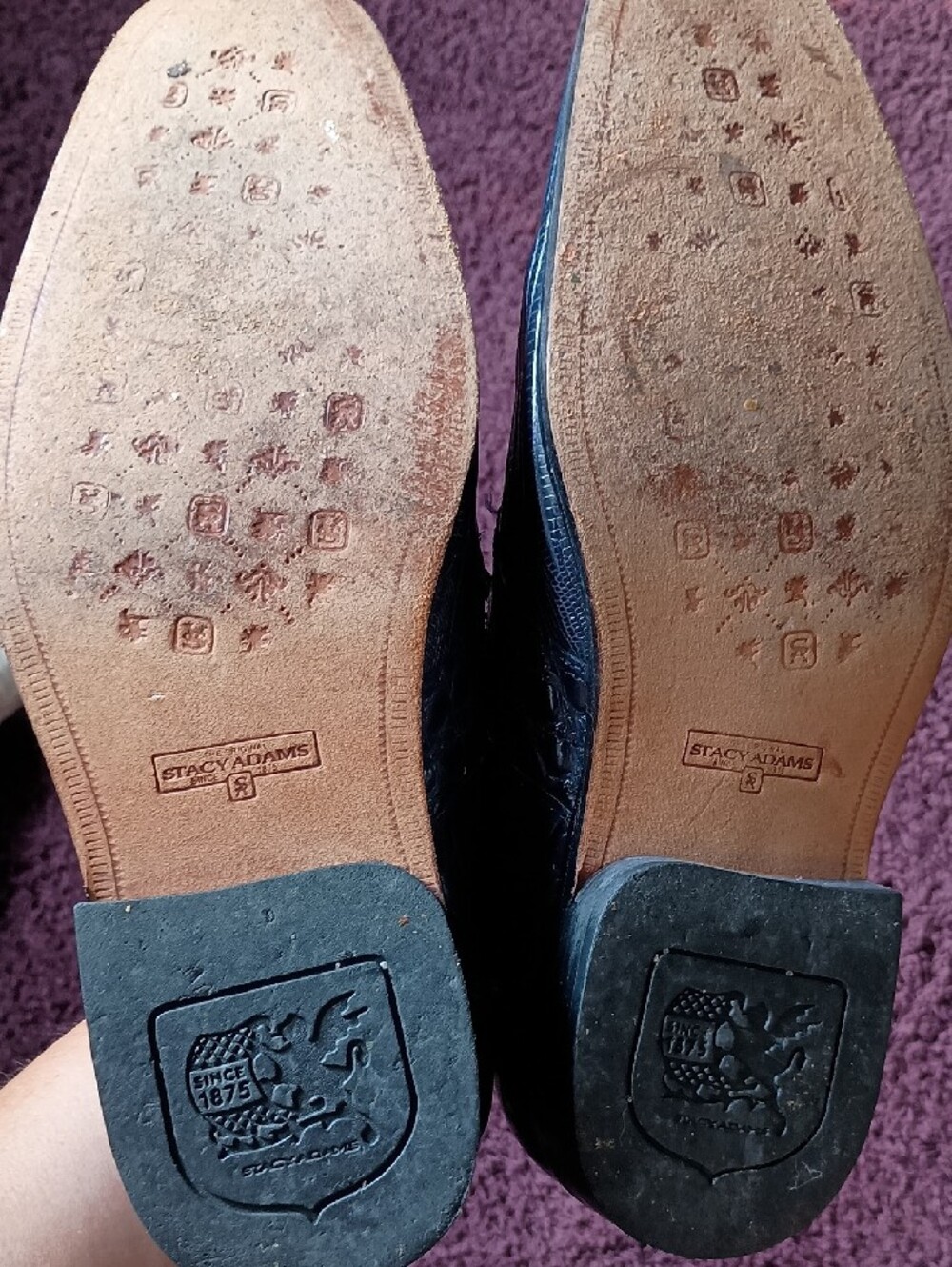 Men's Croc-Embossed Navy Lace-Up Derby Shoes - Picture 7 of 7